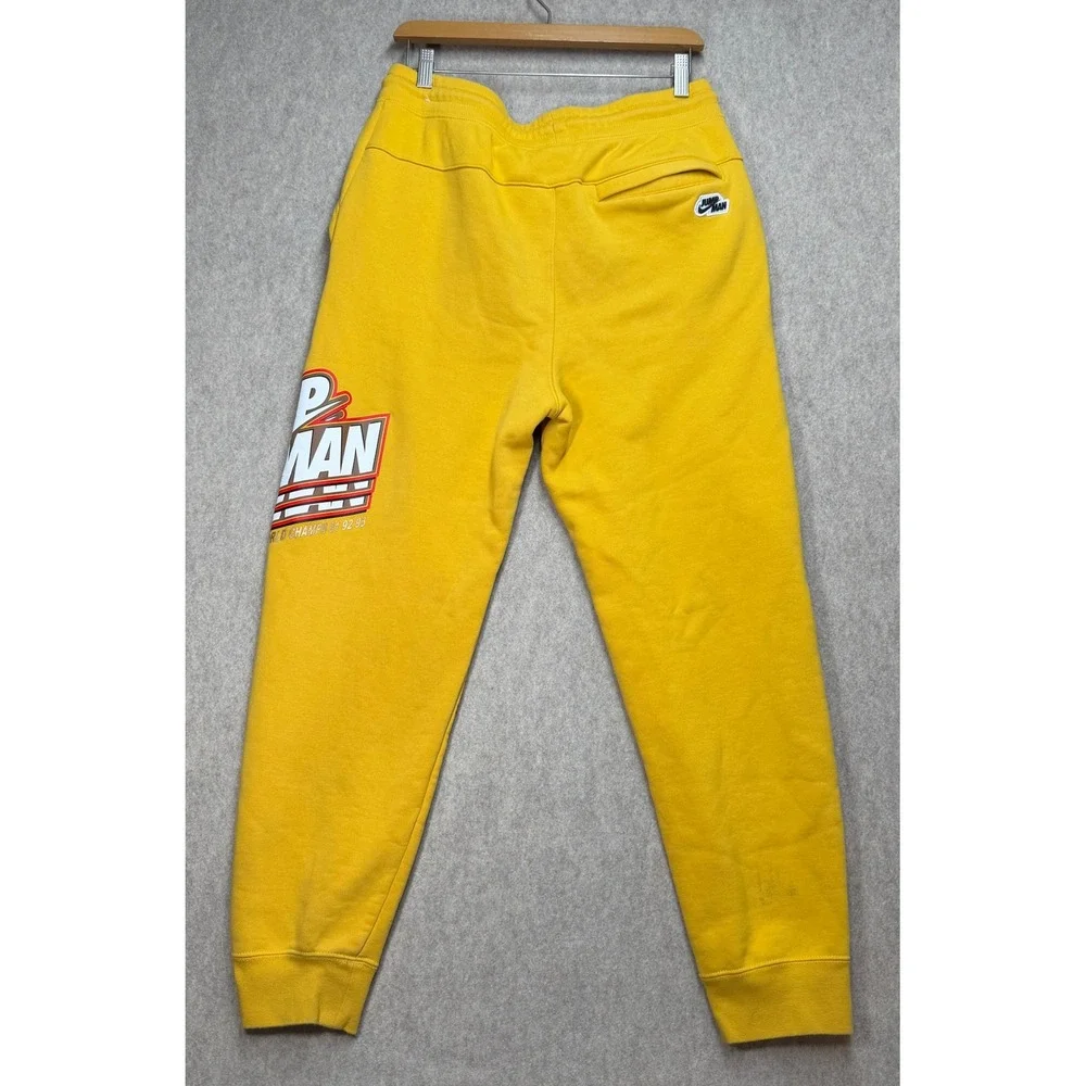 Jordan Mens Yellow Fleece Jumpman Graphic Sweatpants Medium Sporty Athleisure